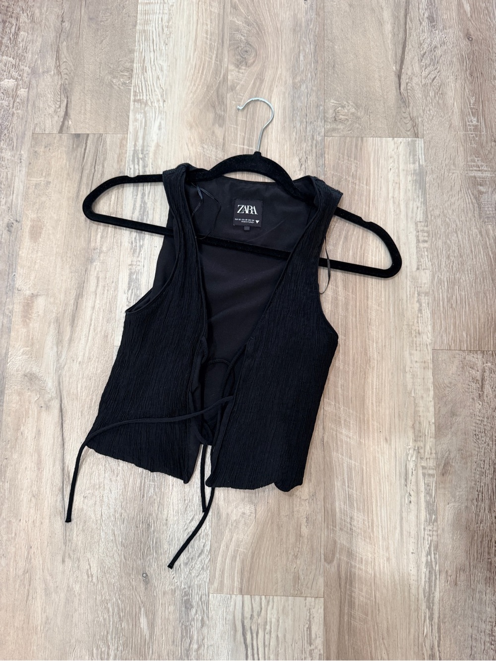 ZARA Black Tie-Front TEXTURED CROP VEST xs - Picture 2 of 4